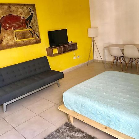 Jr Suite En Zona Residencial Linda Vista - Magnifica Ubicacion Y Tranquilidad. Monterrey Exterior photo