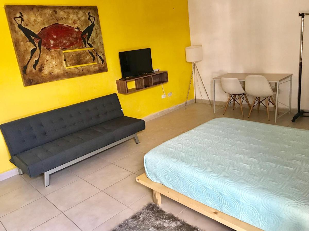 Jr Suite En Zona Residencial Linda Vista - Magnifica Ubicacion Y Tranquilidad. Monterrey Exterior photo